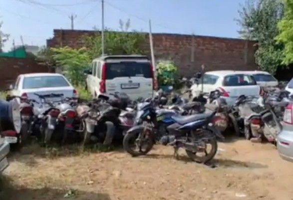 Ludhiana Dehat Police will auction 82 seized vehicles in Jagraon on August 31, 2026. The auction will start at 12 PM, with reserve prices beginning at Rs 2,840.
