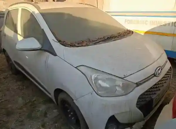 eAuction Car in Chikhali, Navsari